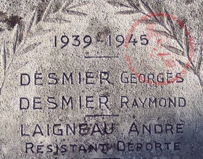 Monument aux morts de Sours